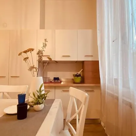 Casa Oscar: Entire Venice.mestre Station Lejlighed